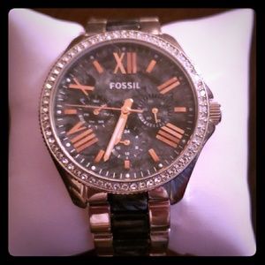 Woman's Fossil Watch ⌚
